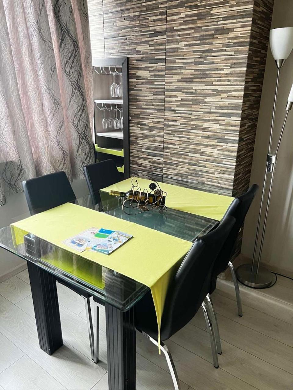 Avelov Art Apartment Burgaz Dış mekan fotoğraf